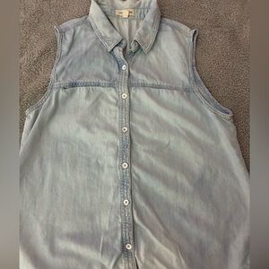 Life in Progress Sleeveless Denim Shirt Medium!
